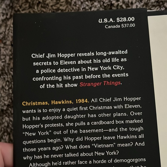 Strangers Things Novel: Darkness On The Edge Of Town - Picture 3 of 3